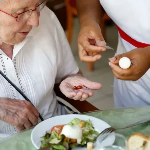 L'ALIMENTATION EN EHPAD